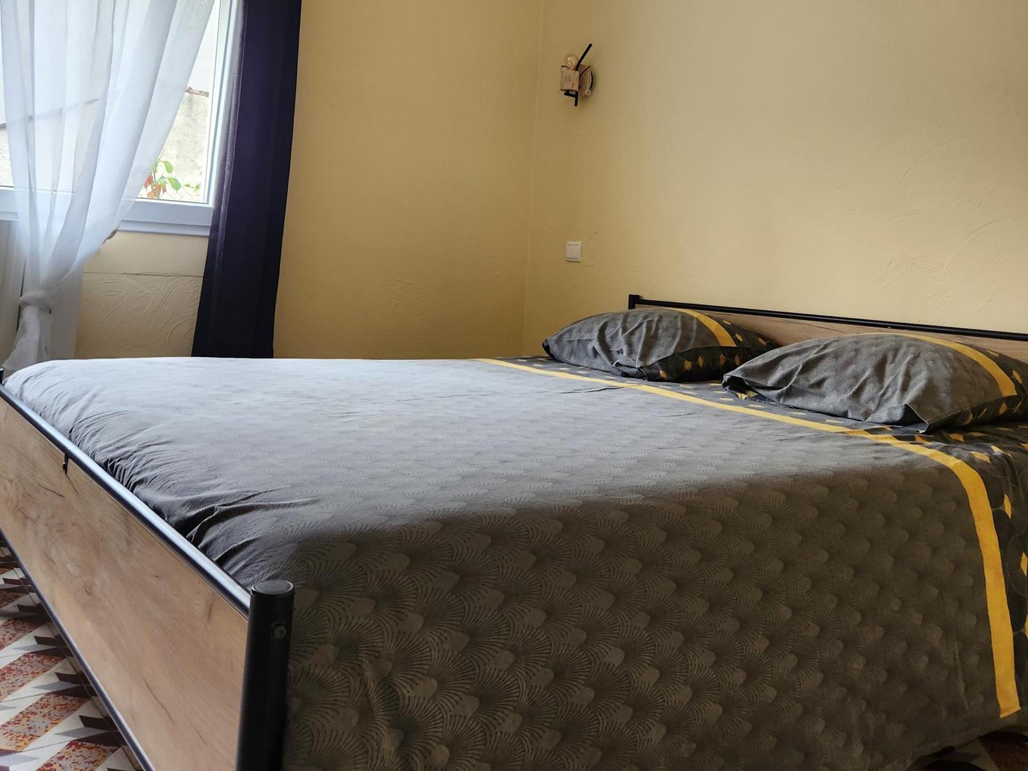 Les Belles Nuits Bed & Breakfast Le Bousquet-d'Orb Eksteriør bilde